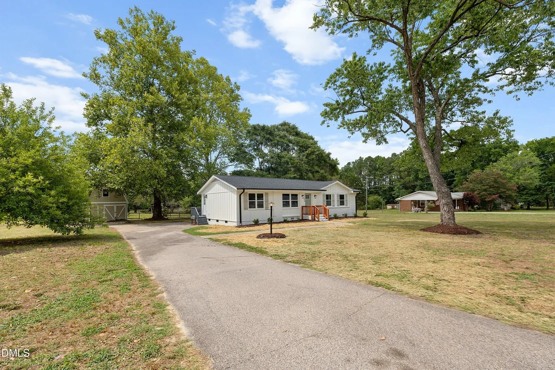 Photo of 1109 Damascus Drive