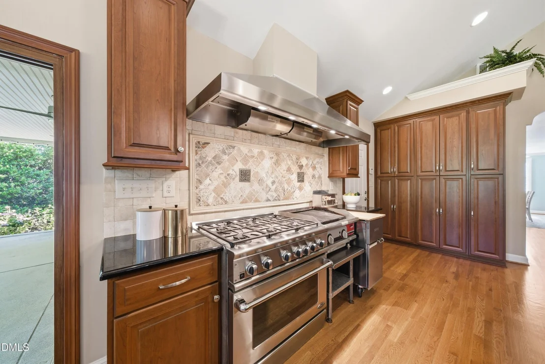 Photo of 3812 Somerset Drive