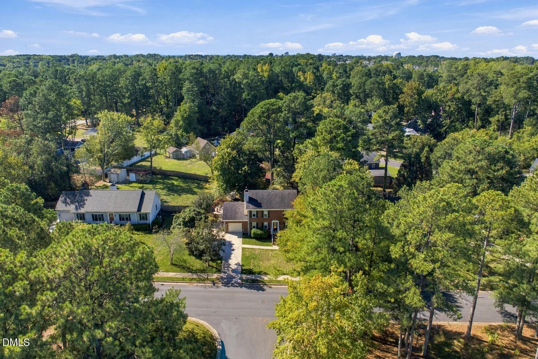 Photo of 105 Pinewood Drive