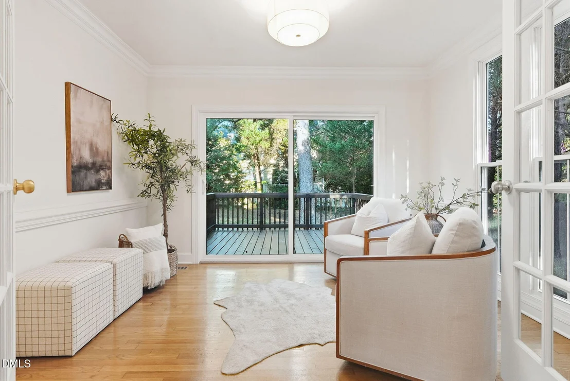 Photo of 1825 Thorpshire Drive