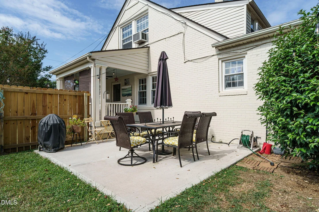 Photo of 316 W Parrish Drive
