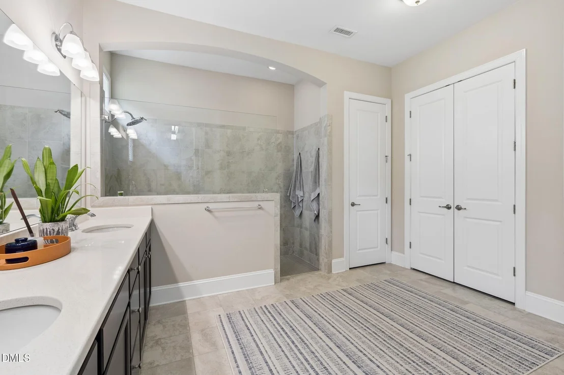 Photo of 485 Wildwind Drive
