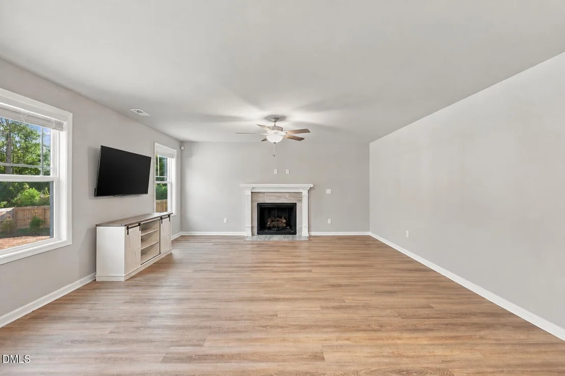 Photo of 300 Starry Sky Drive
