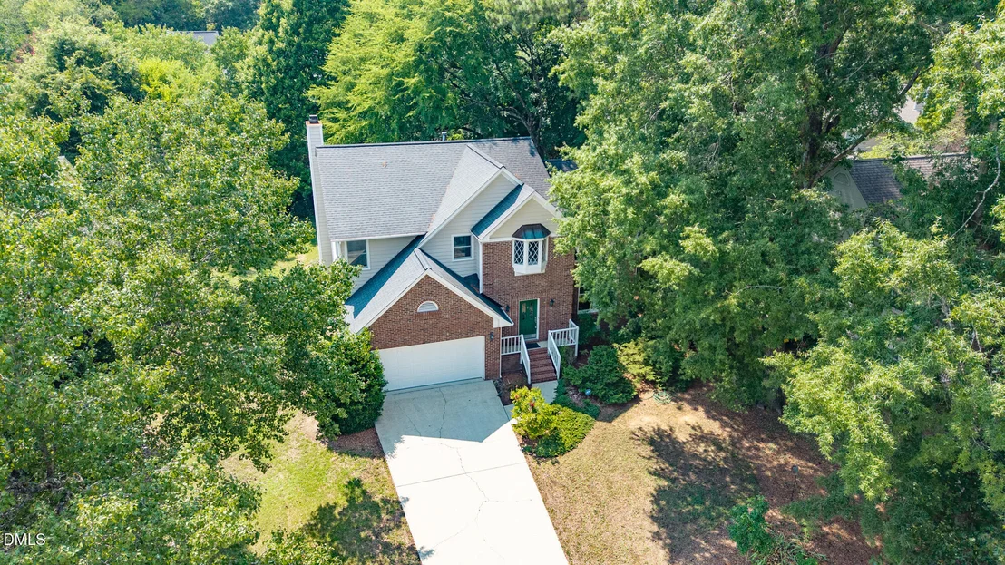 Photo of 207 Windhover Drive