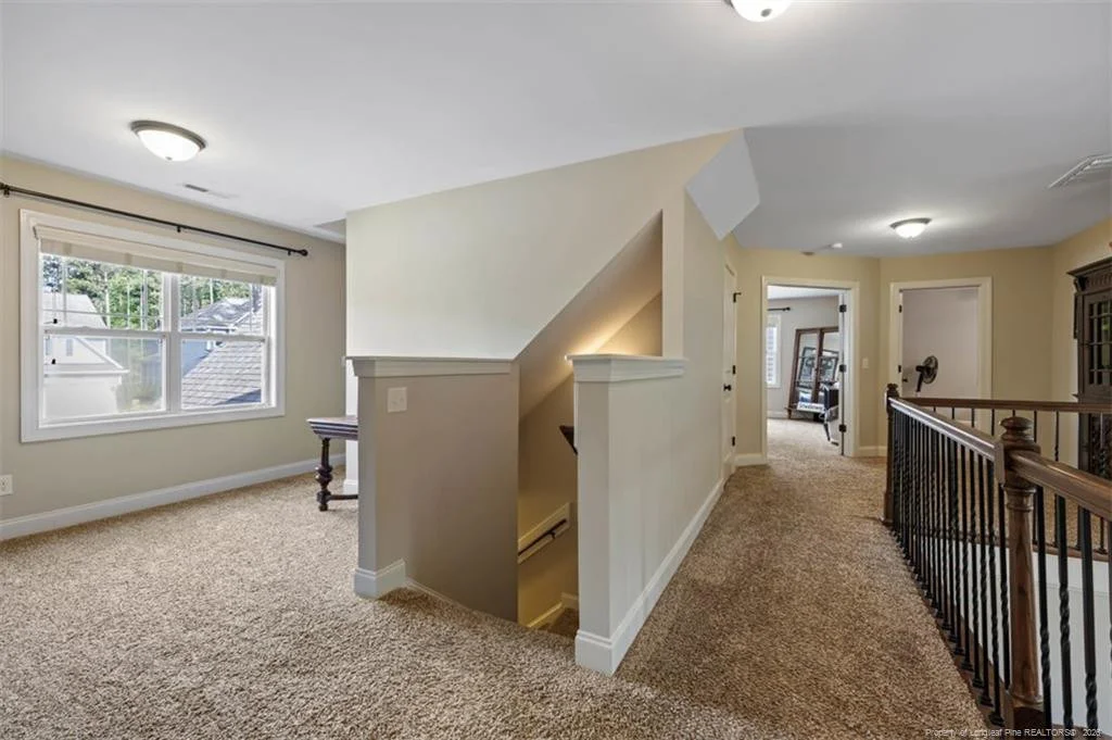 Photo of 48 Valley Brook Lane