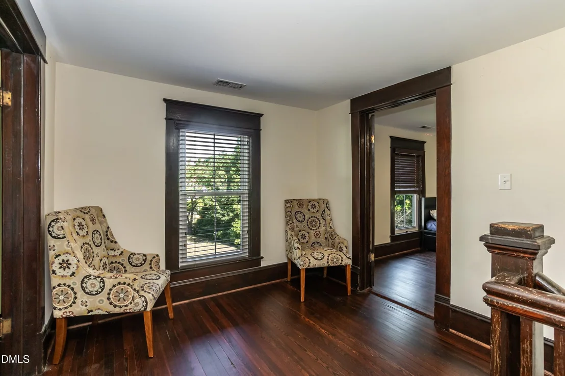 Photo of 1502 Bahama Road