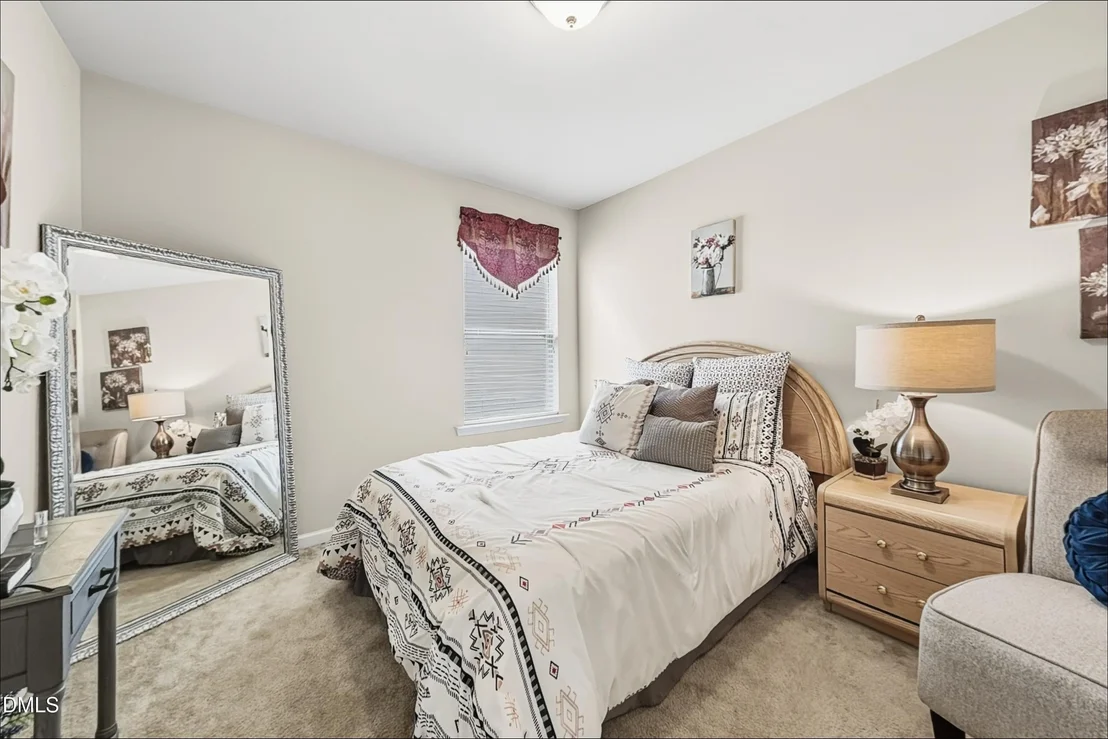 Photo of 828 Poplar Street