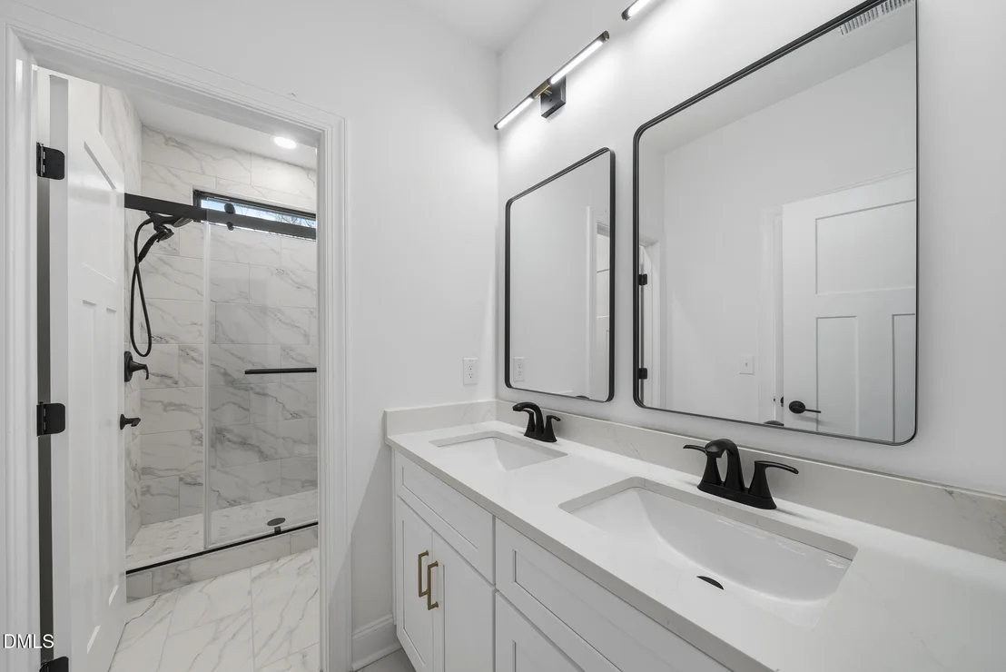 Photo of 5023 Pine Trail Drive