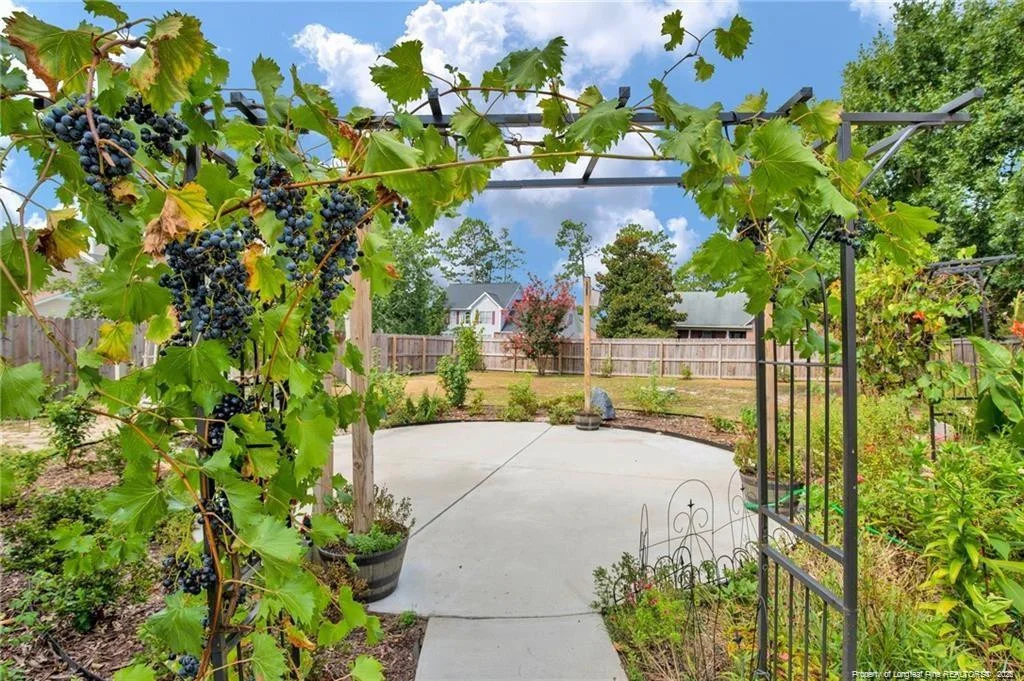 Photo of 6213 Streeter Drive