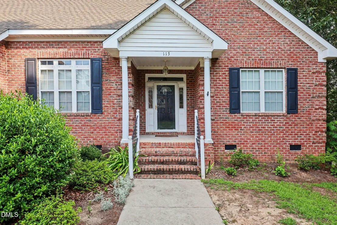 Photo of 113 Lake Point Drive