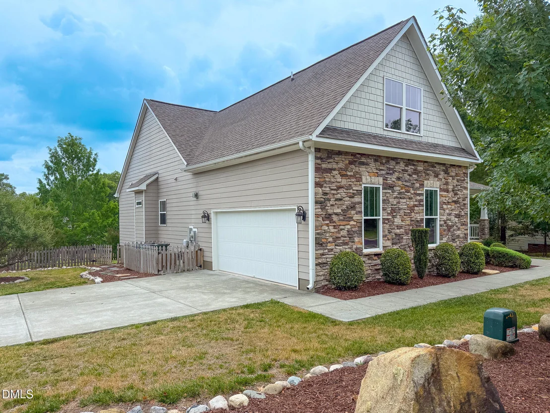 Photo of 4 Trillium Court