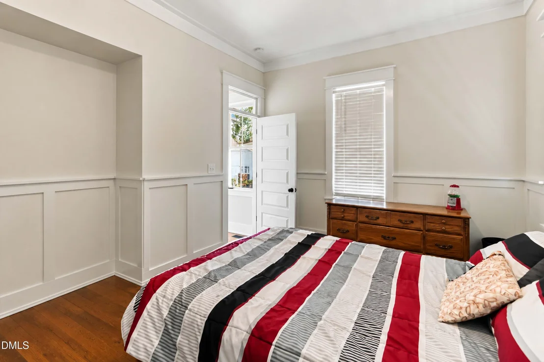 Photo of 90 Ellen Circle