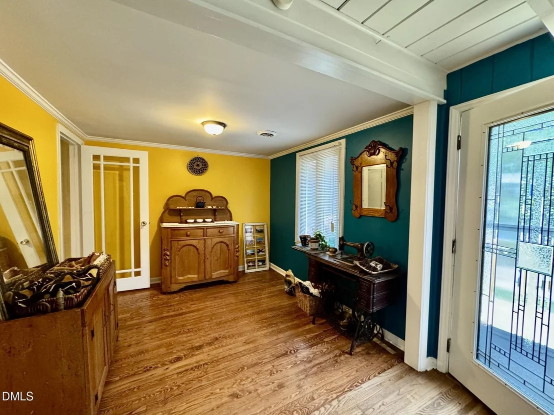 Photo of 3120 Gibson Road