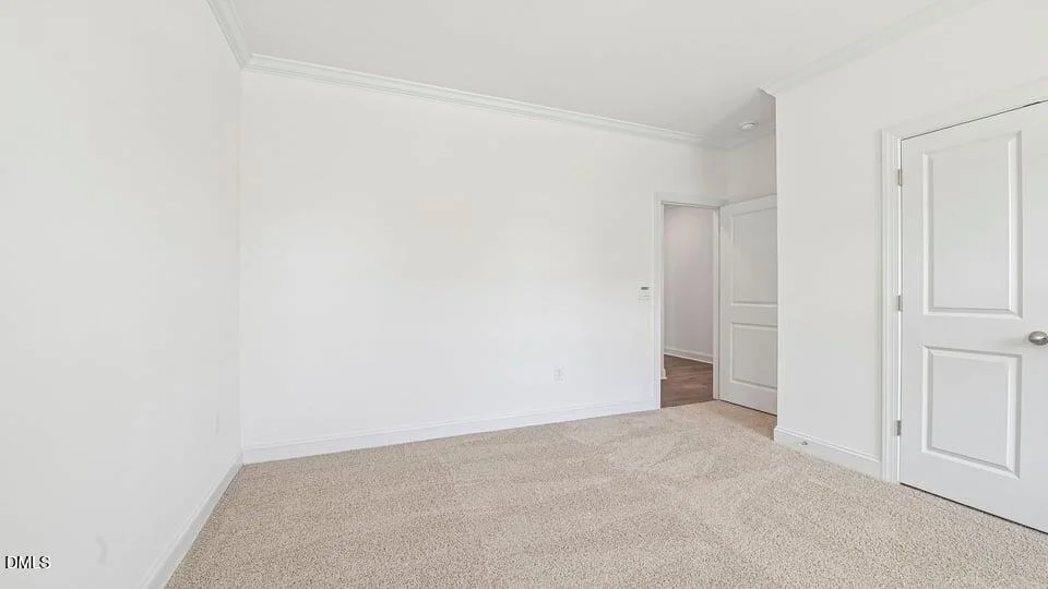 Photo of 115 Oak Bluff Court