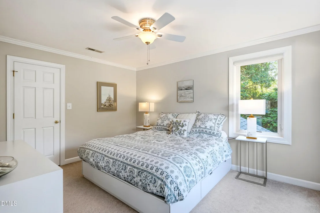Photo of 3129 Eton Road