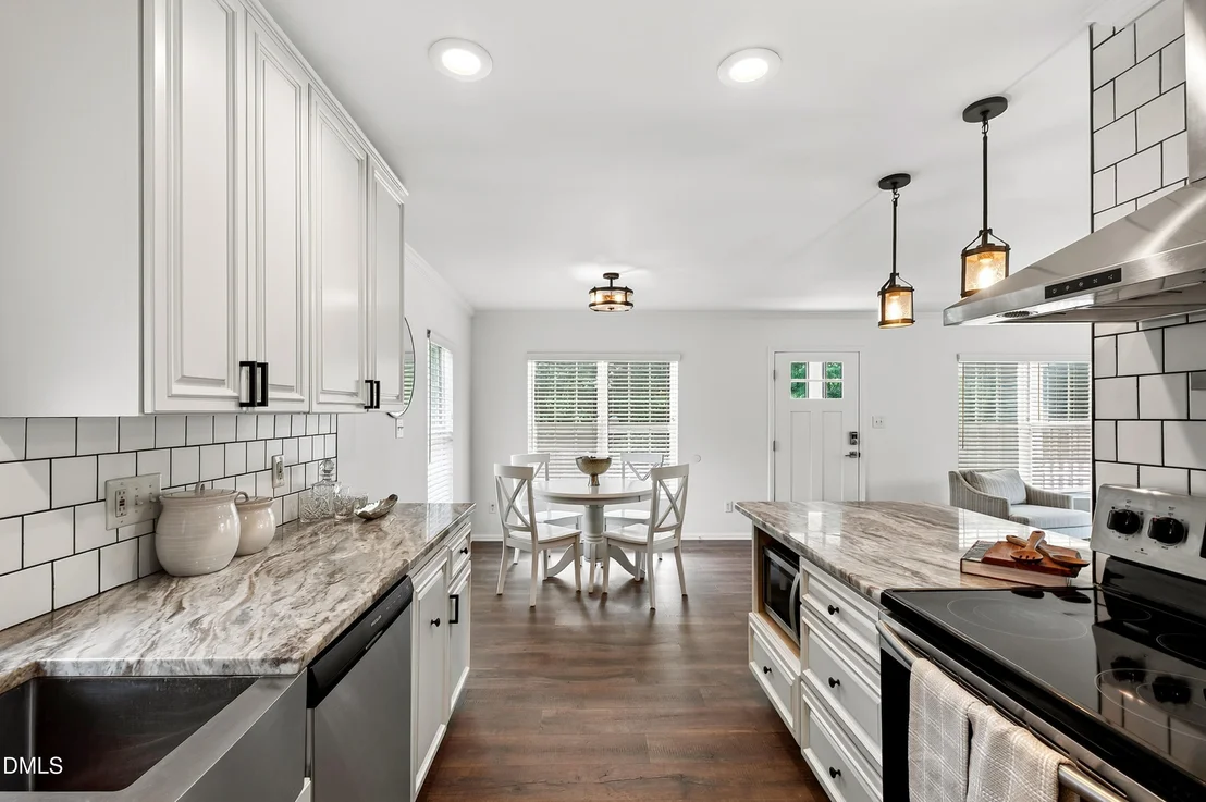 Photo of 1341 Crabtree Boulevard