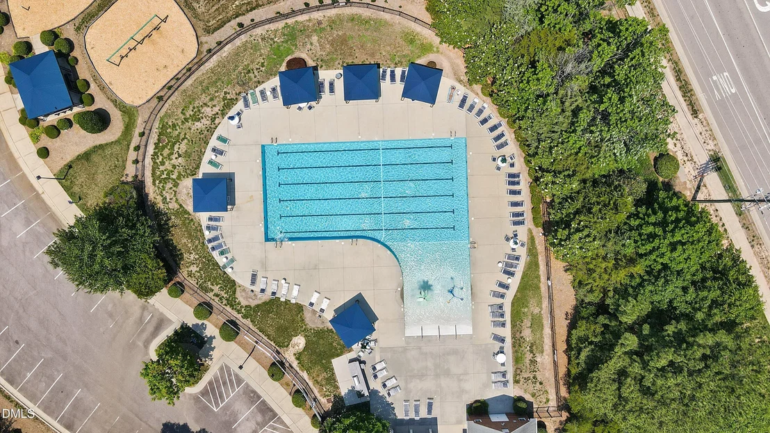 Photo of 824 Magalloway Drive