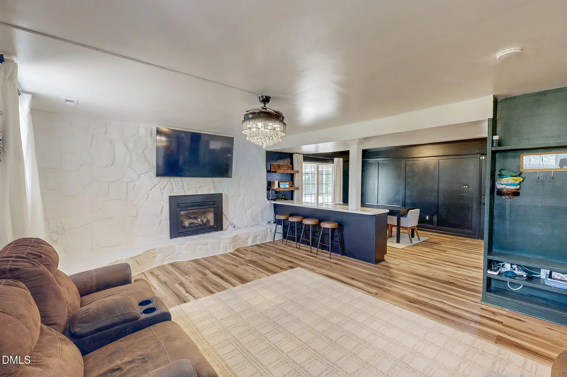 Photo of 1641 Oak Grove Road