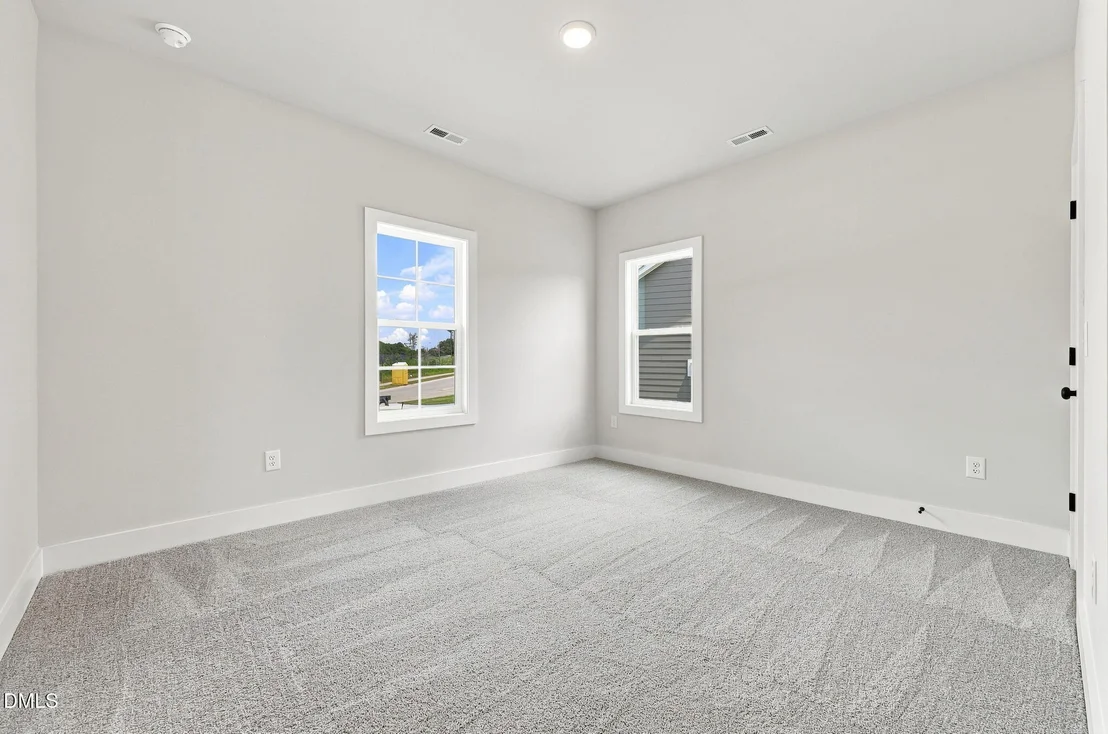 Photo of 151 Grinnell Loop