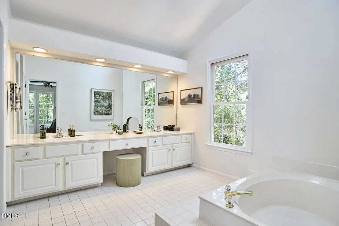 Photo of 3917 Springstop Lane