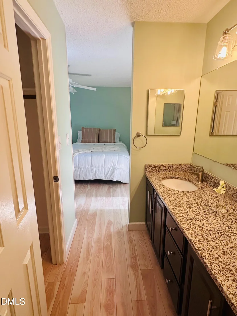 Photo of 811 Sanderson Drive
