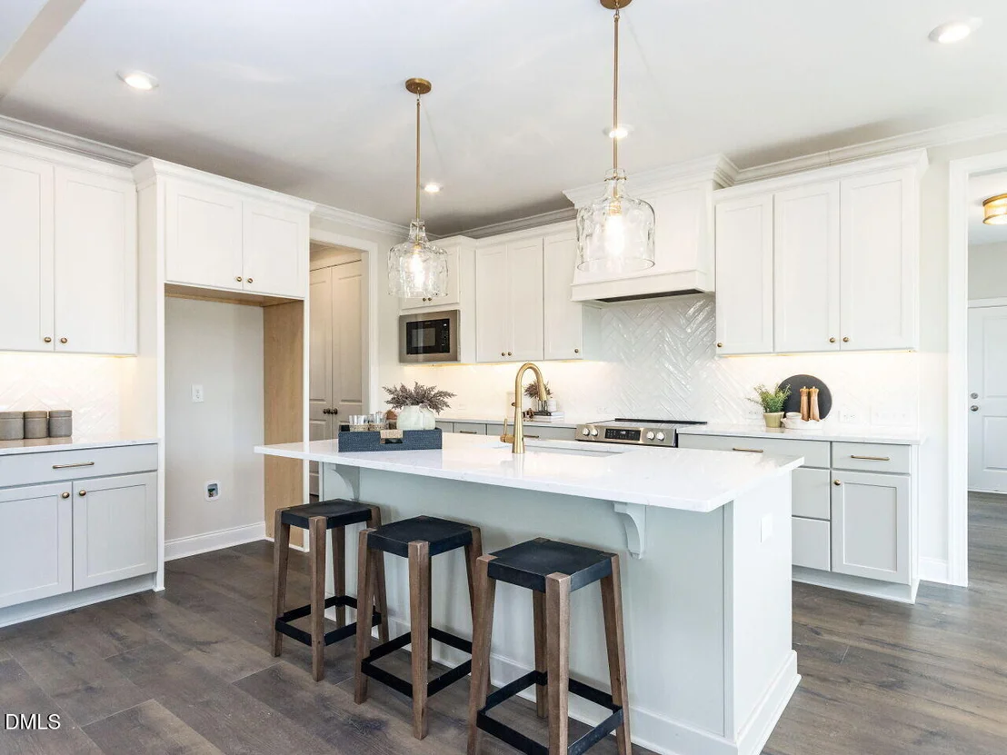 Photo of 6051 Scalybark Road