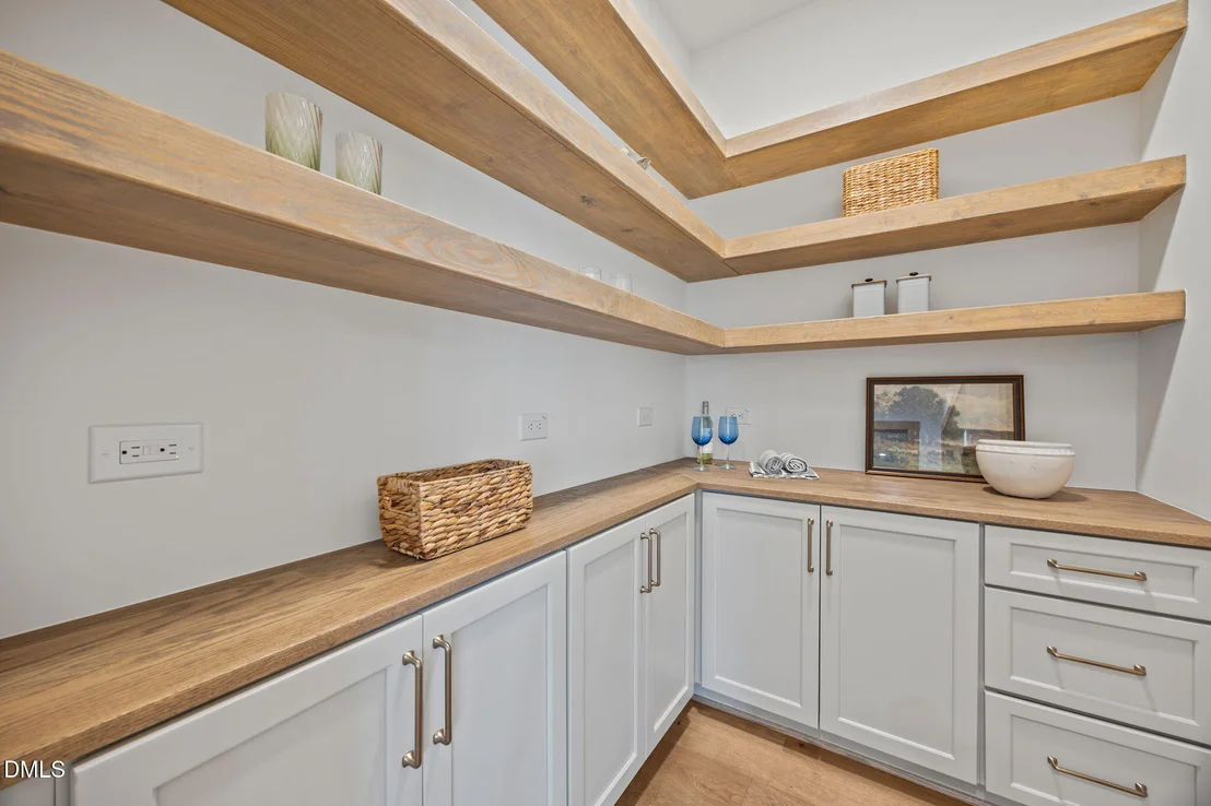 Photo of 35 Spanish Oak Drive