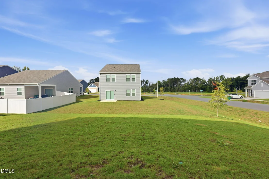 Photo of 1114 Centerview Drive