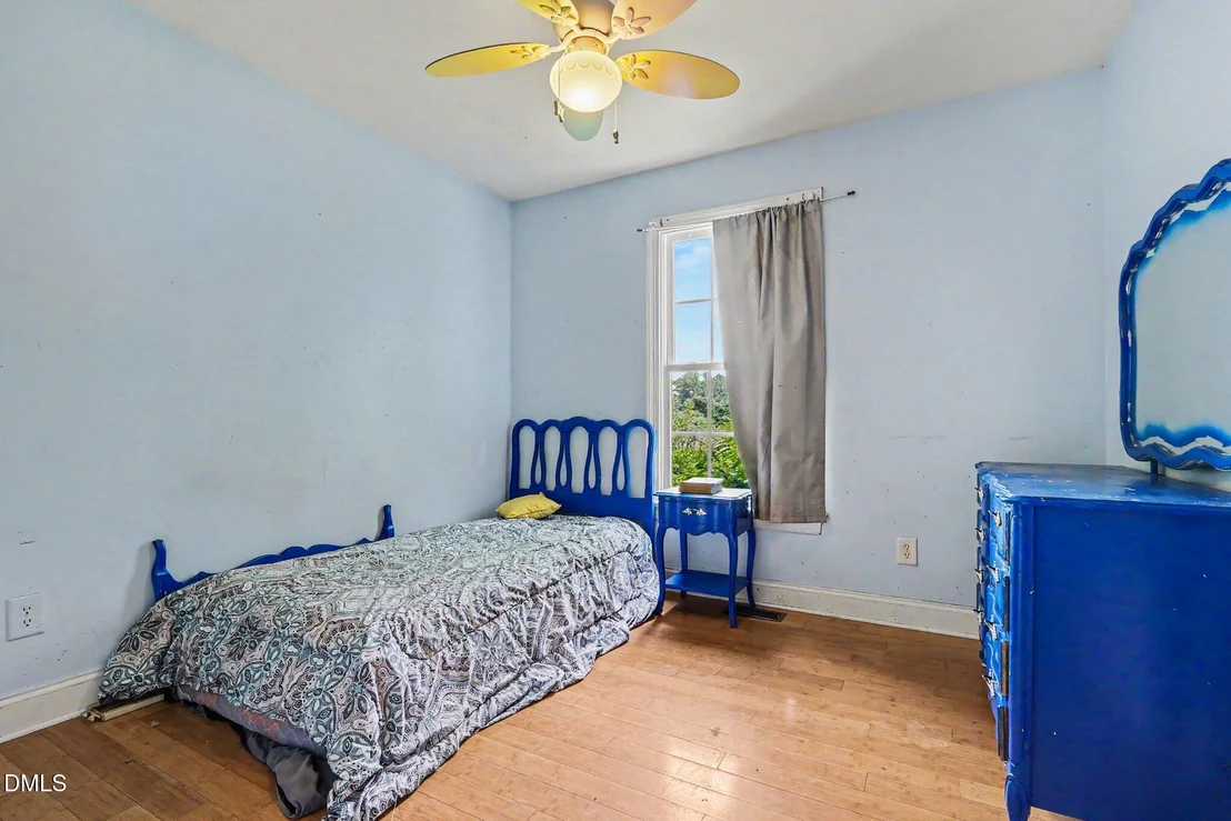 Photo of 1750 Tom Oakley Road