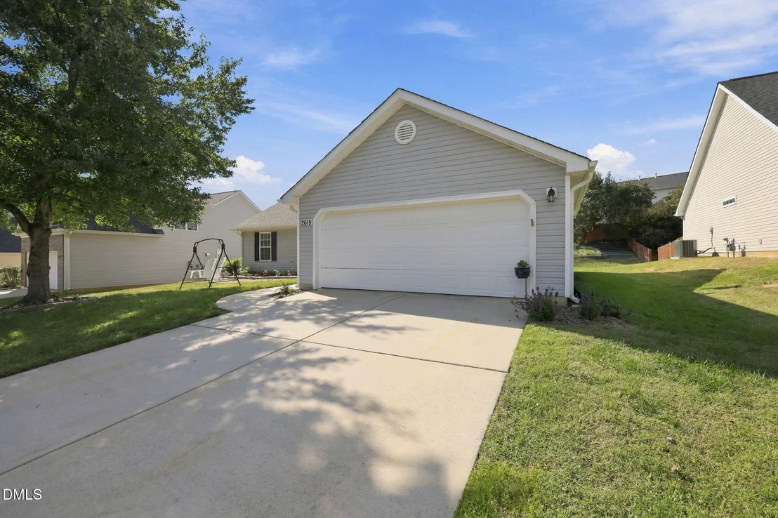Photo of 2619 Pepperstone Drive