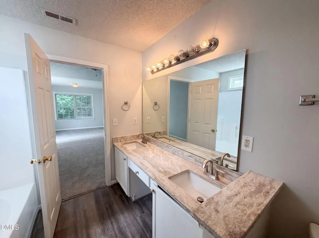 Photo of 4536 Drewbridge Way