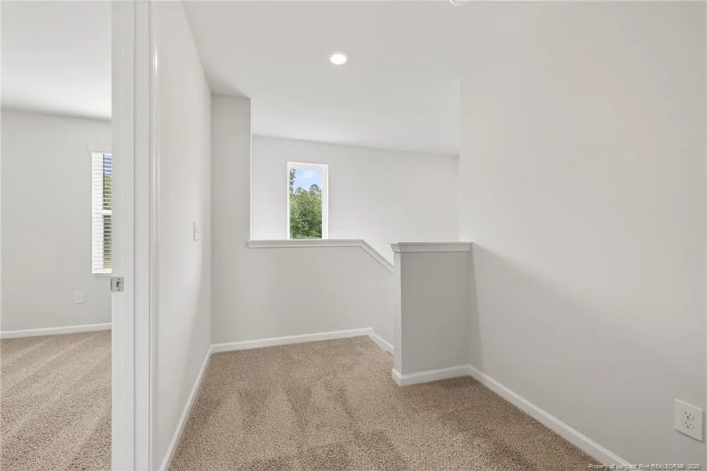Photo of 98 Stout Landing