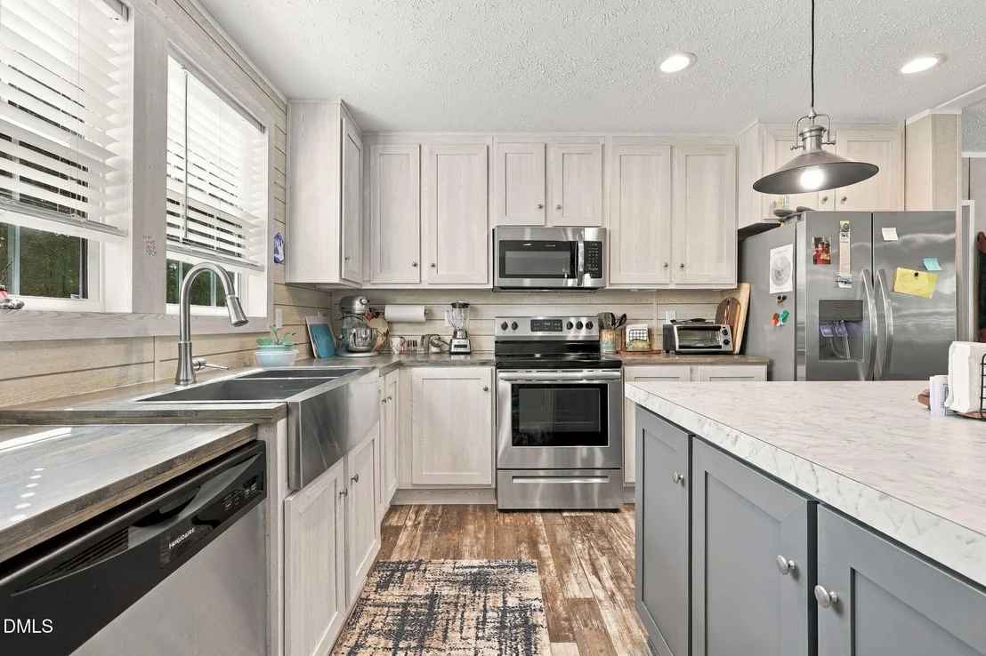 Photo of 107 Azalea Drive