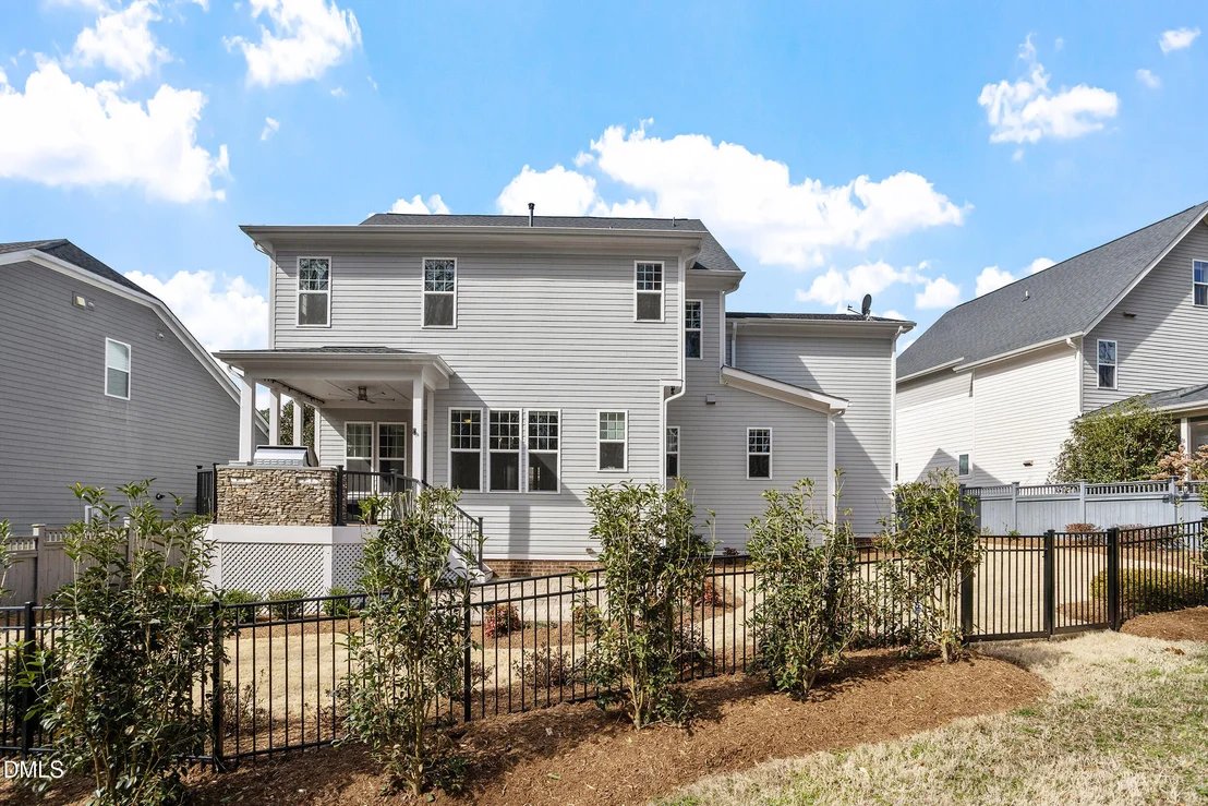 Photo of 123 Larkin Lane