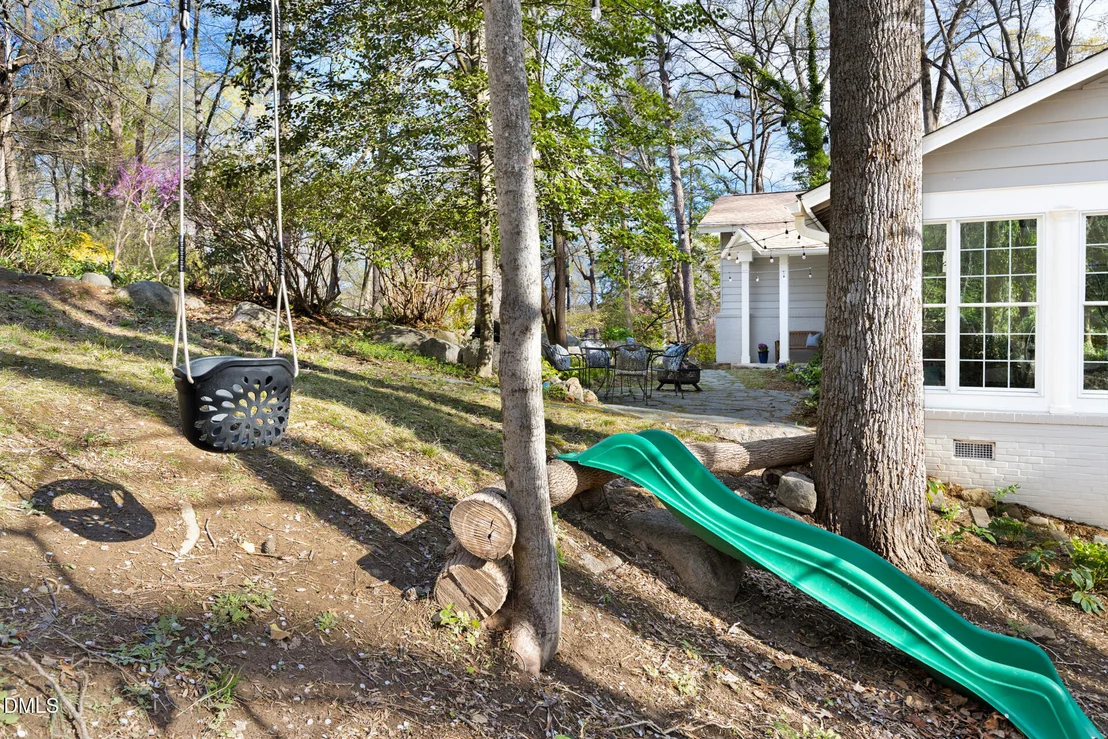 Photo of 353 Tenney Circle