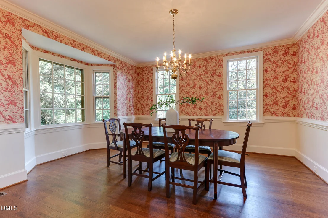 Photo of 3102 Eton Road