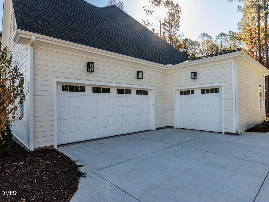 Photo of 289 Gaines Trail