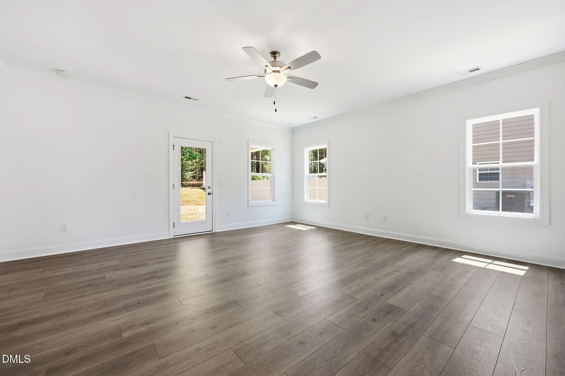Photo of 122 Grinnell Loop
