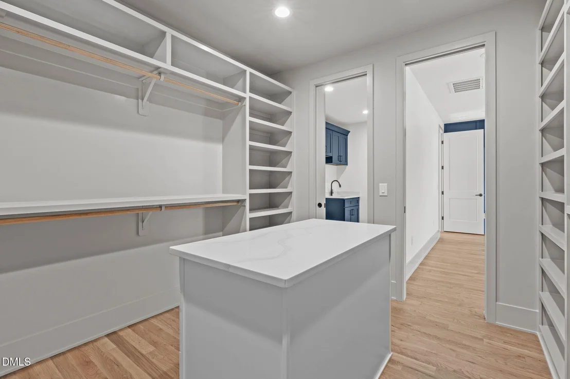 Photo of 1001 Addison Place