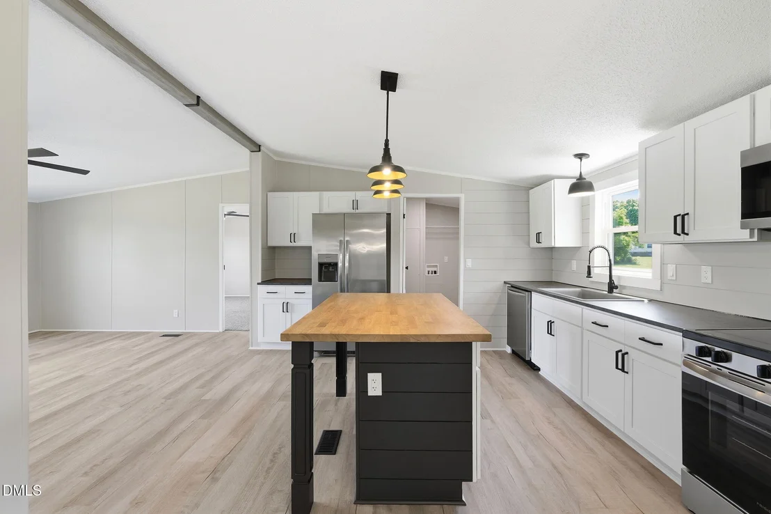 Photo of 287 Oliver Loop Road