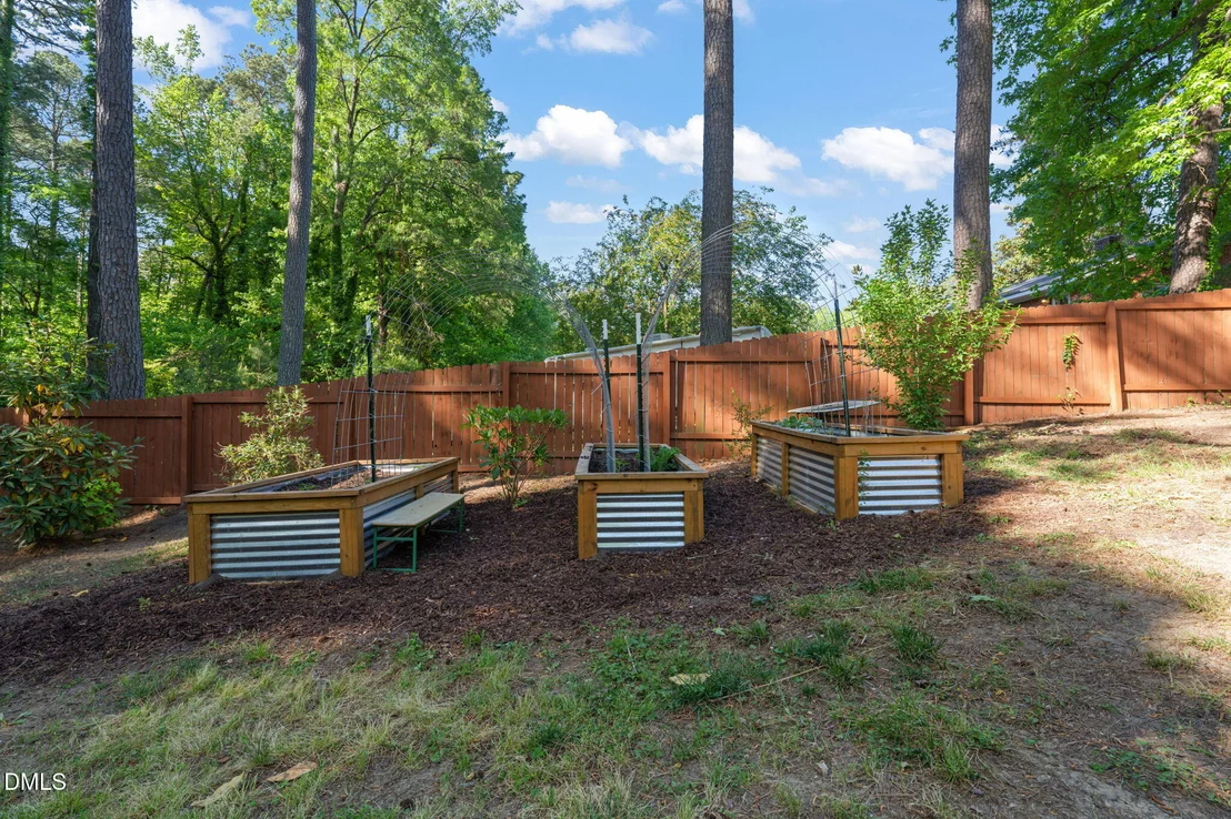 Photo of 3827 Corwin Road