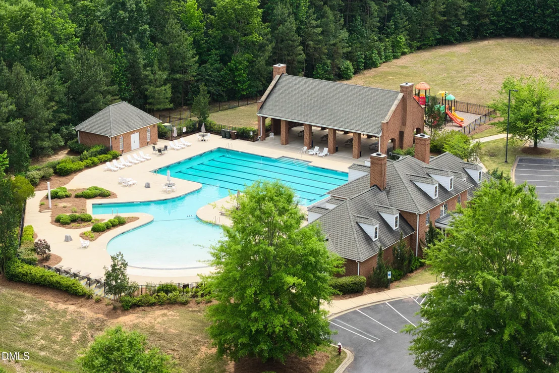 Photo of 200 Sutherland Drive