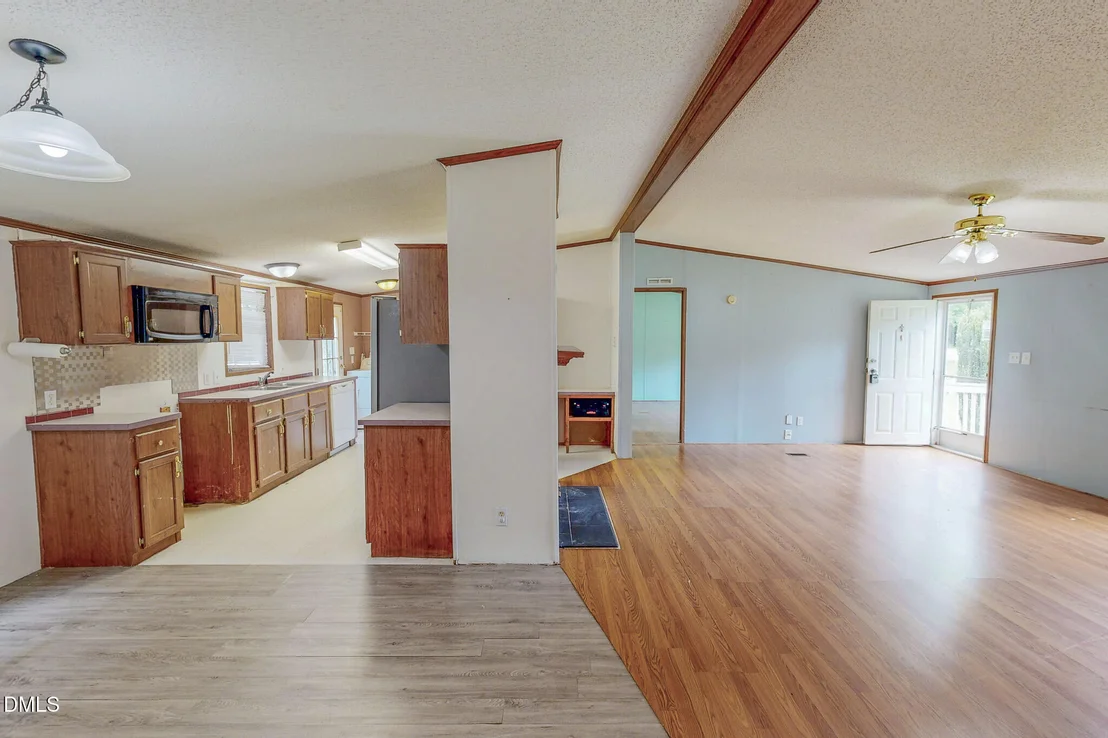 Photo of 333 Christys Way