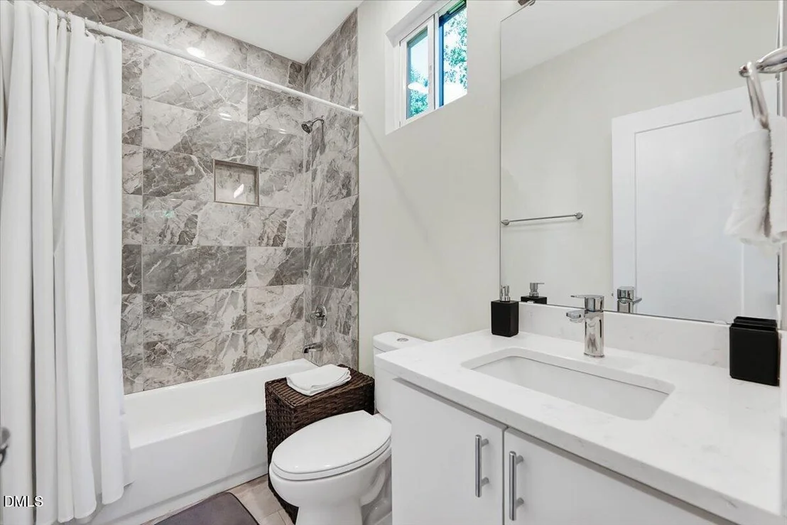 Photo of 2982 Carolyn Drive