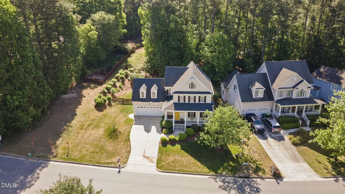 Photo of 809 Town Side Drive