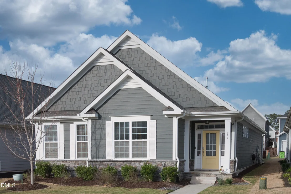 Photo of 621 Midnight Moon Drive