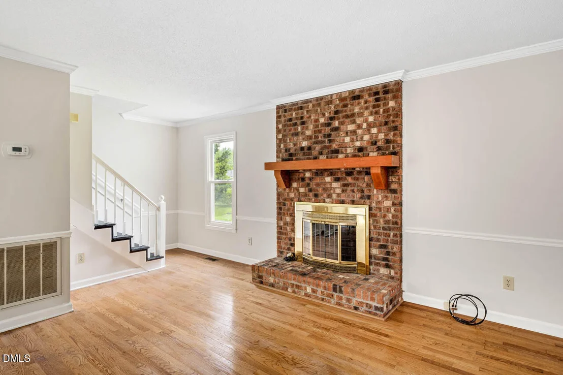 Photo of 104 Avery Le Circle