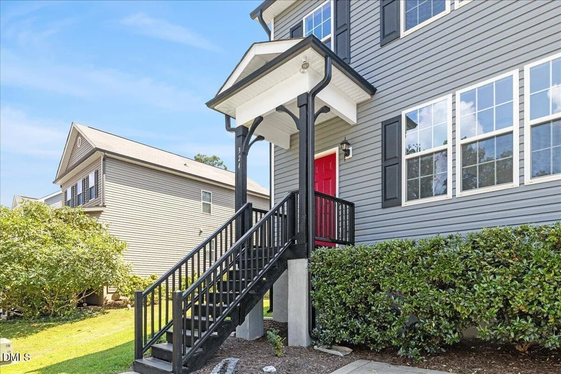 Photo of 324 Chamberlain Drive
