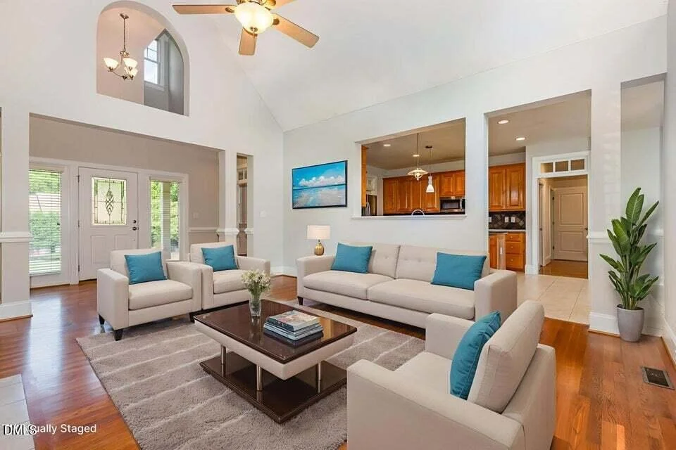 Photo of 1096 Silverleaf Drive