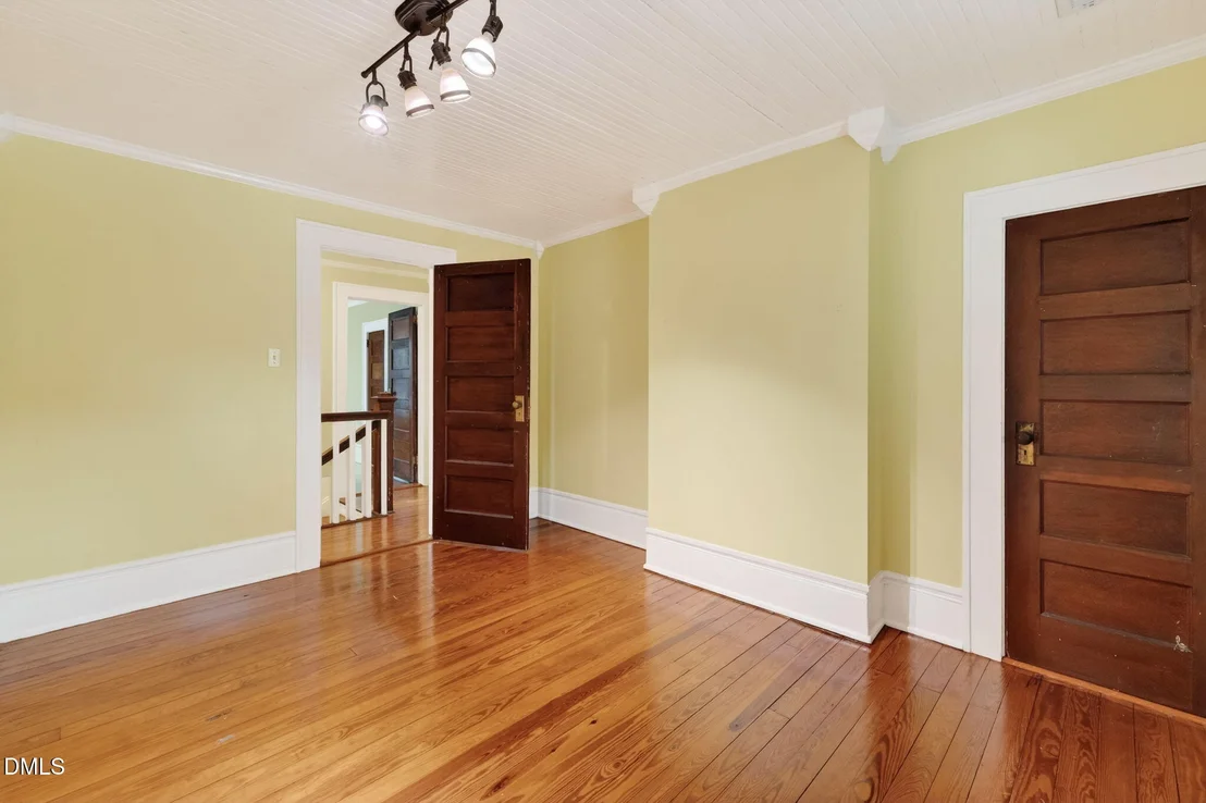 Photo of 804 W Main Street